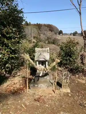 出流大山神社の{uncategorized: "未分類", other: "その他", undefined: "問題あり", building: "その他建物", grave: "お墓", sacred_gate: "鳥居", guardian: "狛犬", statue: "像", buddha: "仏像", history: "歴史", nature: "自然", garden: "庭園", animal: "動物", pagoda: "塔", temizu: "手水舎", mountain_gate: "山門・神門", sanctuary: "本殿・本堂", subordinate: "末社・摂社", art: "芸術", scenery: "景色", jizo: "地蔵", ema: "絵馬", goshuin: "御朱印", omikuji: "おみくじ", items: "授与品その他", amulet: "お守り", goshuincho: "御朱印帳", eats: "食事", festival: "お祭り", votive_dance: "神楽", shichigosan: "七五三参", wedding: "結婚式", experience: "体験その他", initially: "初詣", around: "周辺", anti_infection: "感染症対策"}