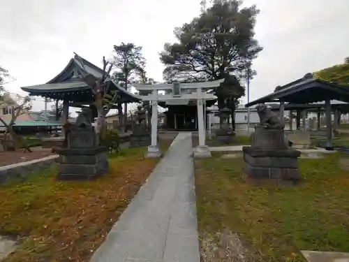 柄沢神社の{uncategorized: "未分類", other: "その他", undefined: "問題あり", building: "その他建物", grave: "お墓", sacred_gate: "鳥居", guardian: "狛犬", statue: "像", buddha: "仏像", history: "歴史", nature: "自然", garden: "庭園", animal: "動物", pagoda: "塔", temizu: "手水舎", mountain_gate: "山門・神門", sanctuary: "本殿・本堂", subordinate: "末社・摂社", art: "芸術", scenery: "景色", jizo: "地蔵", ema: "絵馬", goshuin: "御朱印", omikuji: "おみくじ", items: "授与品その他", amulet: "お守り", goshuincho: "御朱印帳", eats: "食事", festival: "お祭り", votive_dance: "神楽", shichigosan: "七五三参", wedding: "結婚式", experience: "体験その他", initially: "初詣", around: "周辺", anti_infection: "感染症対策"}
