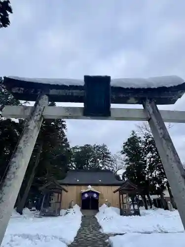 大宮賣神社の{uncategorized: "未分類", other: "その他", undefined: "問題あり", building: "その他建物", grave: "お墓", sacred_gate: "鳥居", guardian: "狛犬", statue: "像", buddha: "仏像", history: "歴史", nature: "自然", garden: "庭園", animal: "動物", pagoda: "塔", temizu: "手水舎", mountain_gate: "山門・神門", sanctuary: "本殿・本堂", subordinate: "末社・摂社", art: "芸術", scenery: "景色", jizo: "地蔵", ema: "絵馬", goshuin: "御朱印", omikuji: "おみくじ", items: "授与品その他", amulet: "お守り", goshuincho: "御朱印帳", eats: "食事", festival: "お祭り", votive_dance: "神楽", shichigosan: "七五三参", wedding: "結婚式", experience: "体験その他", initially: "初詣", around: "周辺", anti_infection: "感染症対策"}