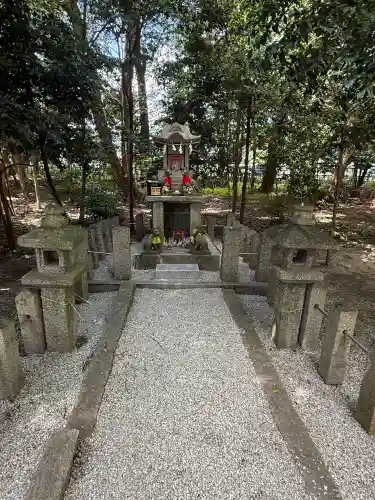 鴨都波神社の{uncategorized: "未分類", other: "その他", undefined: "問題あり", building: "その他建物", grave: "お墓", sacred_gate: "鳥居", guardian: "狛犬", statue: "像", buddha: "仏像", history: "歴史", nature: "自然", garden: "庭園", animal: "動物", pagoda: "塔", temizu: "手水舎", mountain_gate: "山門・神門", sanctuary: "本殿・本堂", subordinate: "末社・摂社", art: "芸術", scenery: "景色", jizo: "地蔵", ema: "絵馬", goshuin: "御朱印", omikuji: "おみくじ", items: "授与品その他", amulet: "お守り", goshuincho: "御朱印帳", eats: "食事", festival: "お祭り", votive_dance: "神楽", shichigosan: "七五三参", wedding: "結婚式", experience: "体験その他", initially: "初詣", around: "周辺", anti_infection: "感染症対策"}
