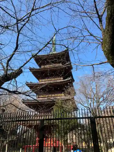 上野東照宮の{uncategorized: "未分類", other: "その他", undefined: "問題あり", building: "その他建物", grave: "お墓", sacred_gate: "鳥居", guardian: "狛犬", statue: "像", buddha: "仏像", history: "歴史", nature: "自然", garden: "庭園", animal: "動物", pagoda: "塔", temizu: "手水舎", mountain_gate: "山門・神門", sanctuary: "本殿・本堂", subordinate: "末社・摂社", art: "芸術", scenery: "景色", jizo: "地蔵", ema: "絵馬", goshuin: "御朱印", omikuji: "おみくじ", items: "授与品その他", amulet: "お守り", goshuincho: "御朱印帳", eats: "食事", festival: "お祭り", votive_dance: "神楽", shichigosan: "七五三参", wedding: "結婚式", experience: "体験その他", initially: "初詣", around: "周辺", anti_infection: "感染症対策"}