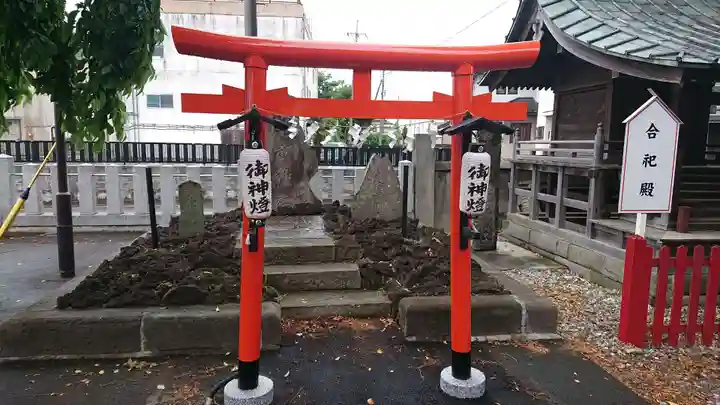 鴻神社の末社・摂社