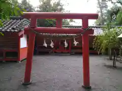 冠稲荷神社の鳥居