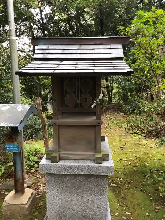 城山八幡宮の末社・摂社