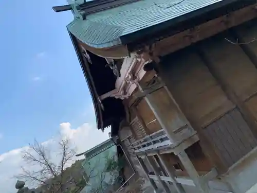 高泊神社の本殿