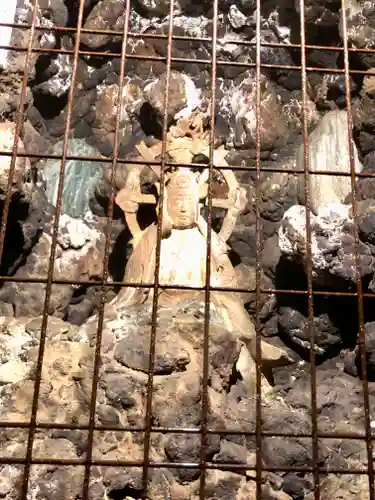 洞窟観音・徳明園・山徳記念館(群馬県)