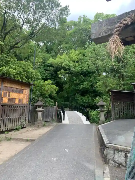 嚴島神社 (京都御苑)の周辺