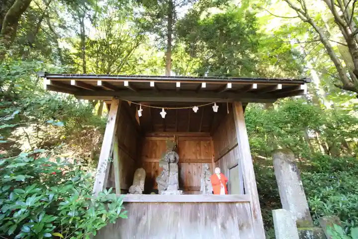 高水山 常福院 龍学寺 の末社・摂社