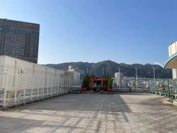 諏訪山稲荷大明神(兵庫県)