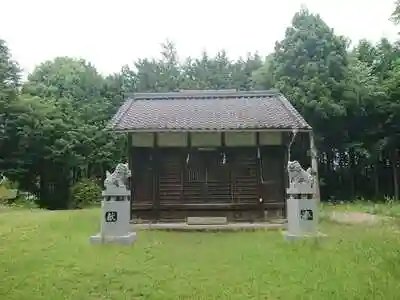 神明社の本殿
