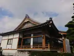 円通寺の本殿