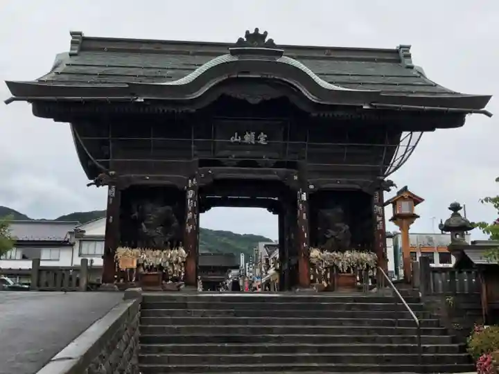 善光寺大勧進の山門・神門