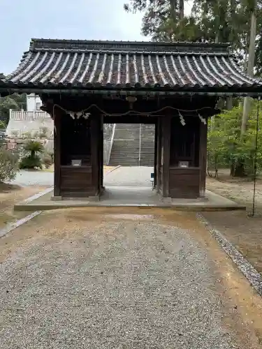 安仁神社の{uncategorized: "未分類", other: "その他", undefined: "問題あり", building: "その他建物", grave: "お墓", sacred_gate: "鳥居", guardian: "狛犬", statue: "像", buddha: "仏像", history: "歴史", nature: "自然", garden: "庭園", animal: "動物", pagoda: "塔", temizu: "手水舎", mountain_gate: "山門・神門", sanctuary: "本殿・本堂", subordinate: "末社・摂社", art: "芸術", scenery: "景色", jizo: "地蔵", ema: "絵馬", goshuin: "御朱印", omikuji: "おみくじ", items: "授与品その他", amulet: "お守り", goshuincho: "御朱印帳", eats: "食事", festival: "お祭り", votive_dance: "神楽", shichigosan: "七五三参", wedding: "結婚式", experience: "体験その他", initially: "初詣", around: "周辺", anti_infection: "感染症対策"}