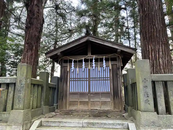 諏訪大社下社春宮(長野県)