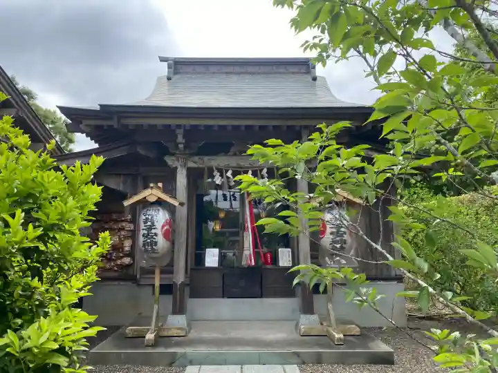 櫻井子安神社の{uncategorized: "未分類", other: "その他", undefined: "問題あり", building: "その他建物", grave: "お墓", sacred_gate: "鳥居", guardian: "狛犬", statue: "像", buddha: "仏像", history: "歴史", nature: "自然", garden: "庭園", animal: "動物", pagoda: "塔", temizu: "手水舎", mountain_gate: "山門・神門", sanctuary: "本殿・本堂", subordinate: "末社・摂社", art: "芸術", scenery: "景色", jizo: "地蔵", ema: "絵馬", goshuin: "御朱印", omikuji: "おみくじ", items: "授与品その他", amulet: "お守り", goshuincho: "御朱印帳", eats: "食事", festival: "お祭り", votive_dance: "神楽", shichigosan: "七五三参", wedding: "結婚式", experience: "体験その他", initially: "初詣", around: "周辺", anti_infection: "感染症対策"}