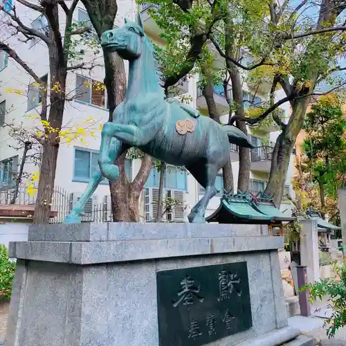 難波八阪神社の狛犬