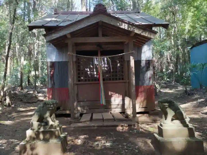 六所神社の本殿・本堂