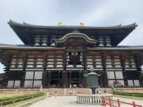 東大寺の本殿・本堂