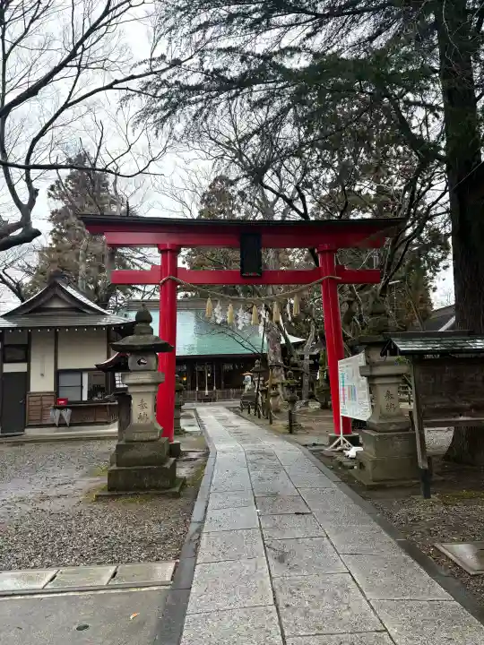 蠶養國神社の{uncategorized: "未分類", other: "その他", undefined: "問題あり", building: "その他建物", grave: "お墓", sacred_gate: "鳥居", guardian: "狛犬", statue: "像", buddha: "仏像", history: "歴史", nature: "自然", garden: "庭園", animal: "動物", pagoda: "塔", temizu: "手水舎", mountain_gate: "山門・神門", sanctuary: "本殿・本堂", subordinate: "末社・摂社", art: "芸術", scenery: "景色", jizo: "地蔵", ema: "絵馬", goshuin: "御朱印", omikuji: "おみくじ", items: "授与品その他", amulet: "お守り", goshuincho: "御朱印帳", eats: "食事", festival: "お祭り", votive_dance: "神楽", shichigosan: "七五三参", wedding: "結婚式", experience: "体験その他", initially: "初詣", around: "周辺", anti_infection: "感染症対策"}