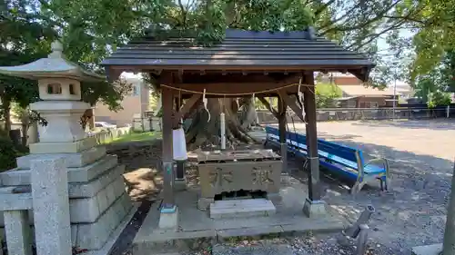 下清水八幡神社の手水