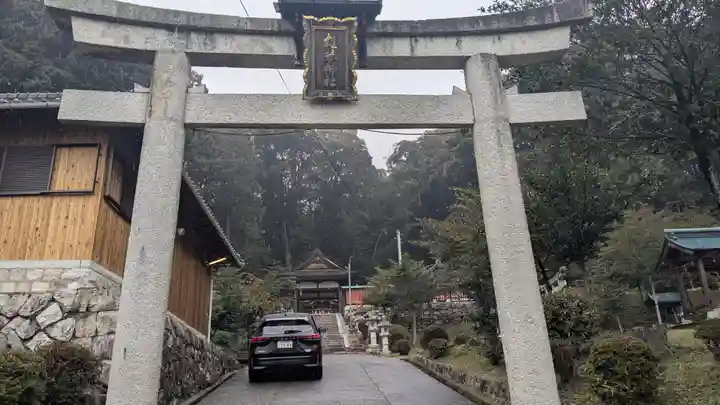 雄琴神社(滋賀県)