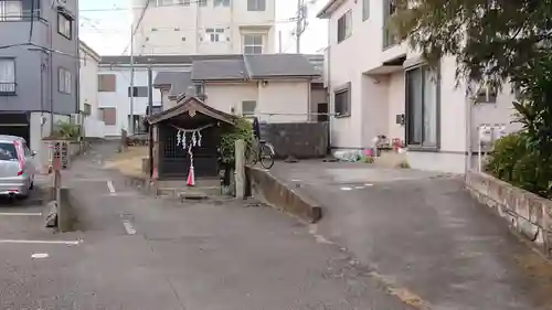 腰切不動尊のその他建物