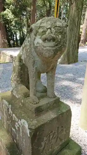 間々田八幡宮の狛犬