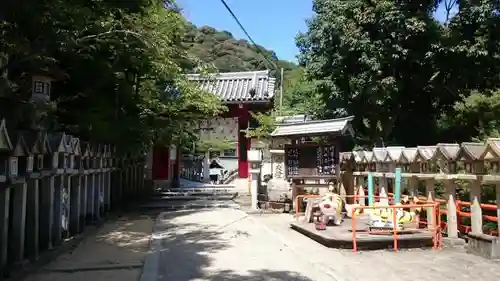 朝護孫子寺の建物その他