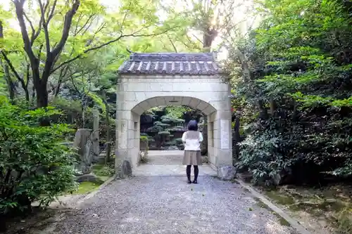 桃巌寺の山門・神門