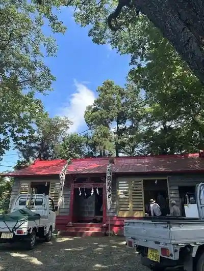 姫川稲荷神社の本殿