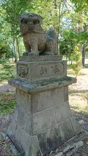 北龍神社の狛犬