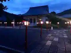 浄土宗　新光明寺の本殿