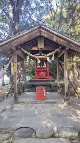 布智神社（本甲）の末社・摂社