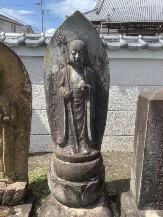 万寿寺の地蔵