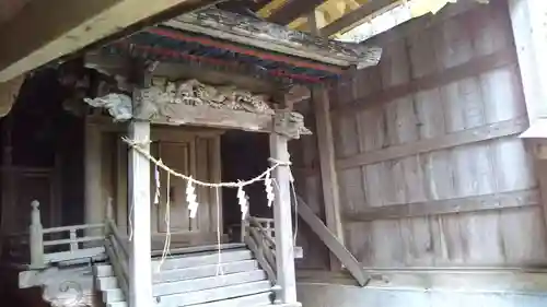 十二所神社の本殿・本堂