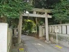 渋谷氷川神社の鳥居