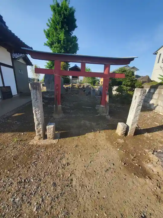 白山神社(千代田町萱野)(群馬県)