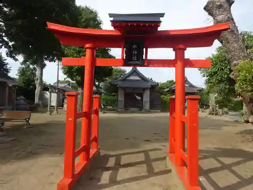 水神社の鳥居