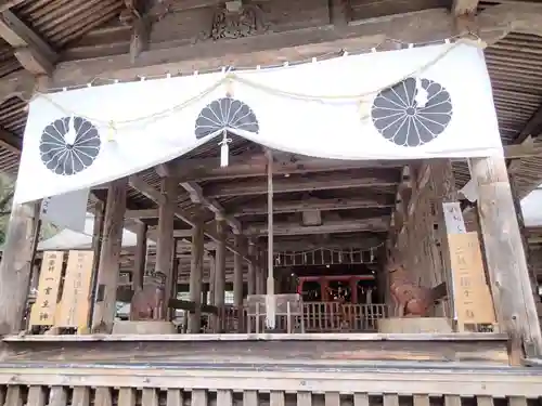 土佐神社の本殿