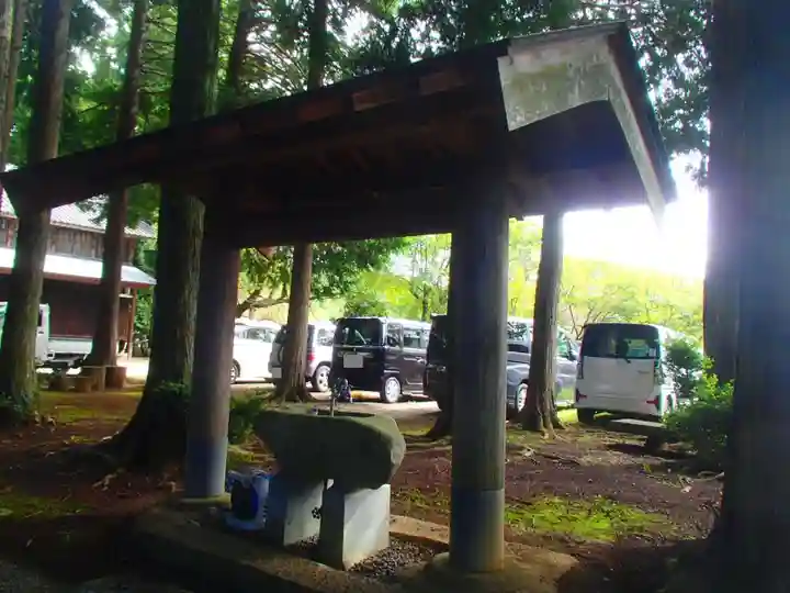 竹佐伊奈神社の手水舎