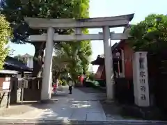 麻布氷川神社の鳥居