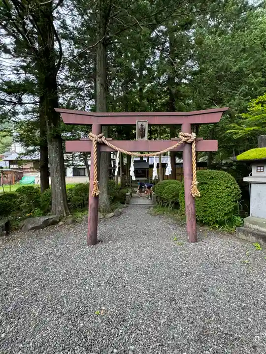 諏訪大社下社秋宮(長野県)