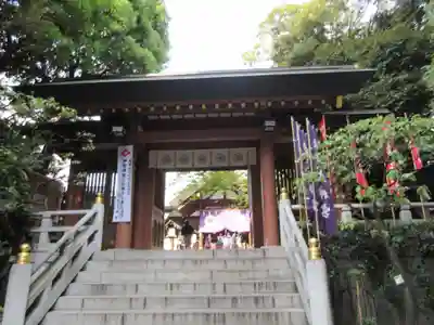 東京大神宮の山門・神門