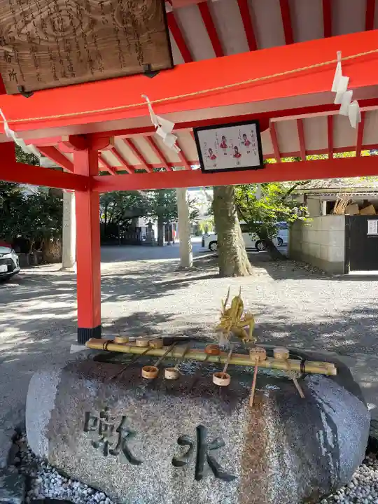 金神社の手水舎