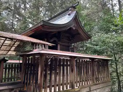 荷機稲荷神社の{uncategorized: "未分類", other: "その他", undefined: "問題あり", building: "その他建物", grave: "お墓", sacred_gate: "鳥居", guardian: "狛犬", statue: "像", buddha: "仏像", history: "歴史", nature: "自然", garden: "庭園", animal: "動物", pagoda: "塔", temizu: "手水舎", mountain_gate: "山門・神門", sanctuary: "本殿・本堂", subordinate: "末社・摂社", art: "芸術", scenery: "景色", jizo: "地蔵", ema: "絵馬", goshuin: "御朱印", omikuji: "おみくじ", items: "授与品その他", amulet: "お守り", goshuincho: "御朱印帳", eats: "食事", festival: "お祭り", votive_dance: "神楽", shichigosan: "七五三参", wedding: "結婚式", experience: "体験その他", initially: "初詣", around: "周辺", anti_infection: "感染症対策"}