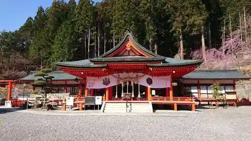 金櫻神社の本殿・本堂