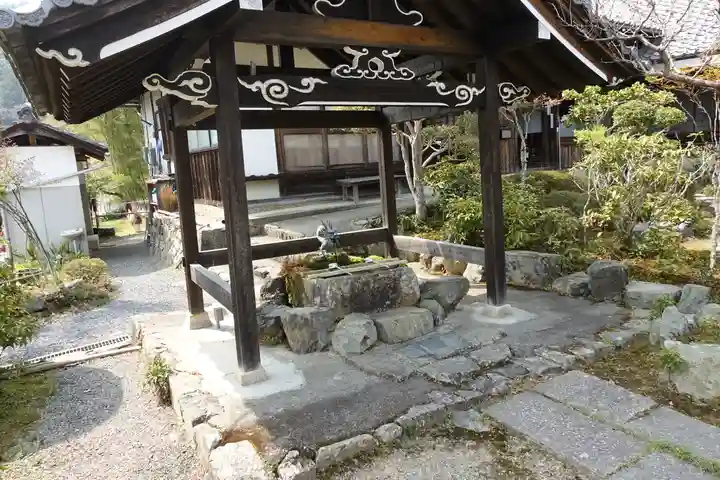 禅定寺の手水舎