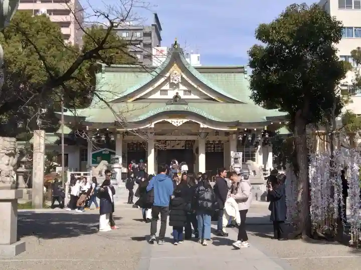 難波八阪神社の{uncategorized: "未分類", other: "その他", undefined: "問題あり", building: "その他建物", grave: "お墓", sacred_gate: "鳥居", guardian: "狛犬", statue: "像", buddha: "仏像", history: "歴史", nature: "自然", garden: "庭園", animal: "動物", pagoda: "塔", temizu: "手水舎", mountain_gate: "山門・神門", sanctuary: "本殿・本堂", subordinate: "末社・摂社", art: "芸術", scenery: "景色", jizo: "地蔵", ema: "絵馬", goshuin: "御朱印", omikuji: "おみくじ", items: "授与品その他", amulet: "お守り", goshuincho: "御朱印帳", eats: "食事", festival: "お祭り", votive_dance: "神楽", shichigosan: "七五三参", wedding: "結婚式", experience: "体験その他", initially: "初詣", around: "周辺", anti_infection: "感染症対策"}