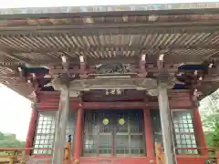 坂水寺の本殿