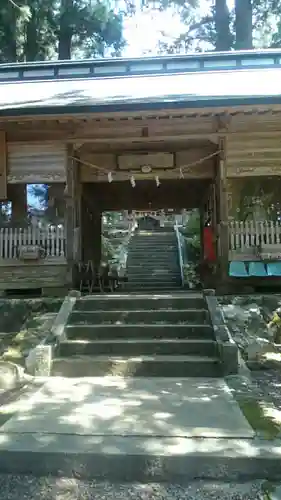 早池峰神社の山門・神門